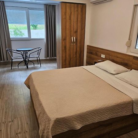 Grejm Family Apartments Petrovac 外观 照片
