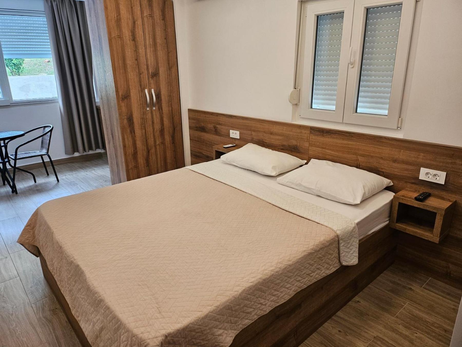 Grejm Family Apartments Petrovac 外观 照片